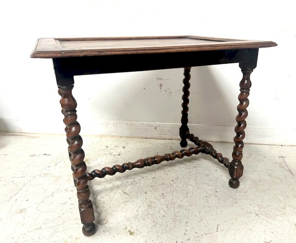 Table bureau en noyer massif du XIX siècle