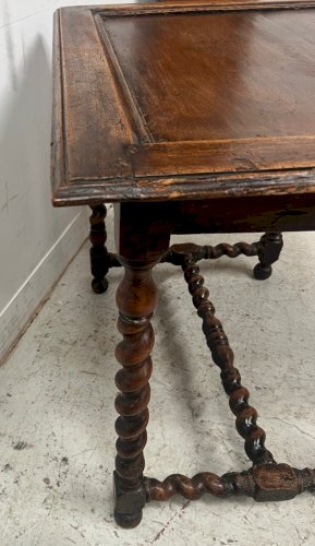 Table bureau en noyer massif du XIX siècle
