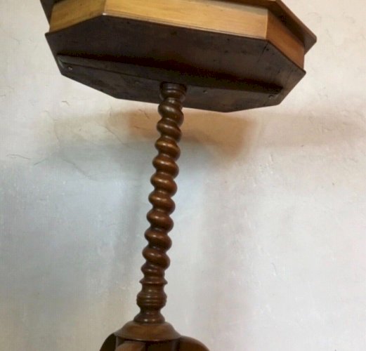 Table d appoint ,petit meuble , guéridon, table de jeux avec tiroir