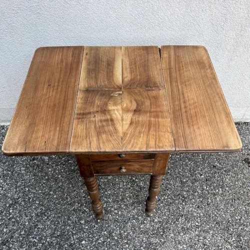Table dappoint, de toilette ancienne en bois