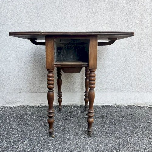Table dappoint, de toilette ancienne en bois