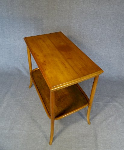 Table d'appoint dites "servante" par Baumann 1926, no Thonet