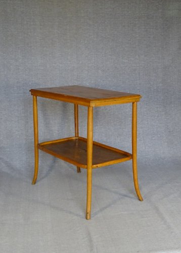 Table d'appoint dites "servante" par Baumann 1926, no Thonet