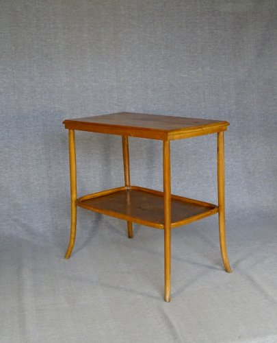 Table d'appoint dites "servante" par Baumann 1926, no Thonet