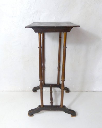 table d'appoint sellette ancienne en bois laqué décor oriental XIX/XXème