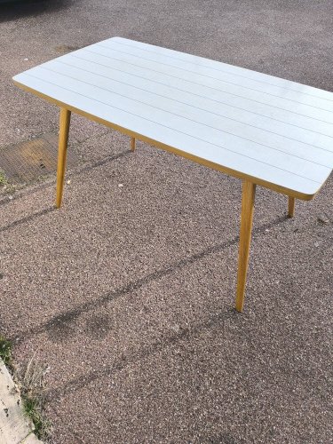 Table dappoint vintage formica