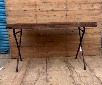 Table datelier pliante structure métal avec plateau en teck massif