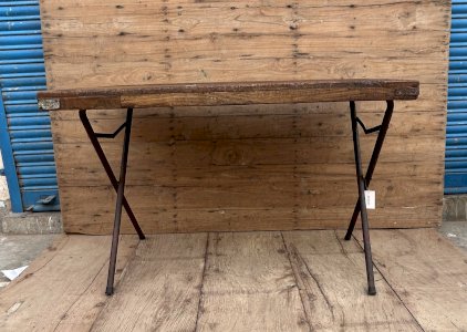 Table datelier pliante structure métal avec plateau en teck massif