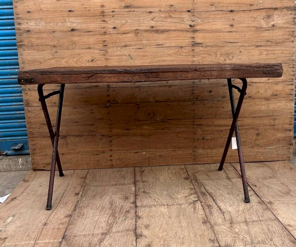 Table datelier pliante structure métal avec plateau en teck massif