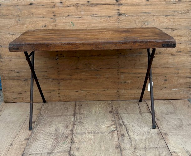 Table datelier pliante structure métal avec plateau en teck massif