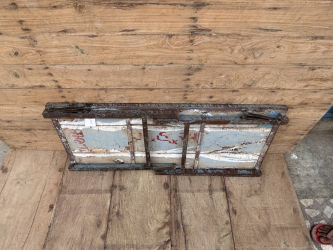 Table datelier pliante structure métal avec plateau en teck massif