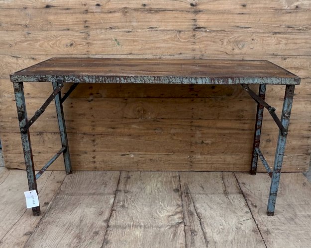 Table datelier pliante structure métal avec plateau en teck massif