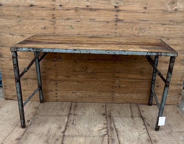 Table datelier pliante structure métal avec plateau en teck massif