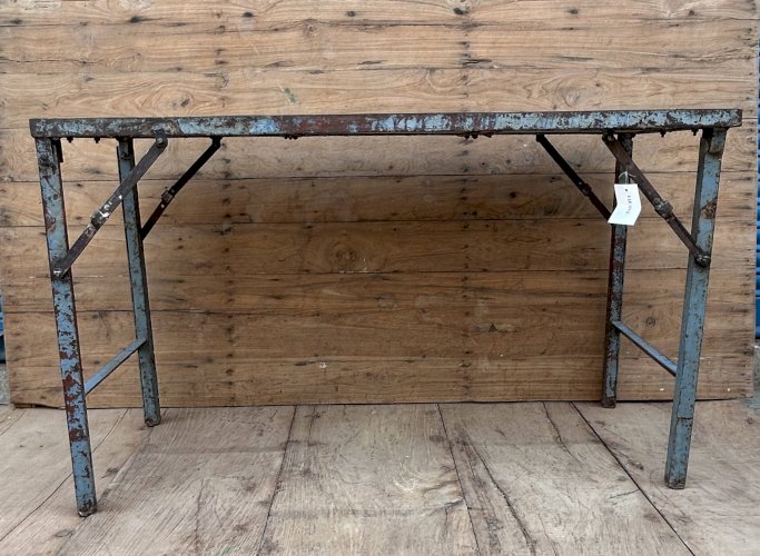 Table datelier pliante structure métal avec plateau en teck massif