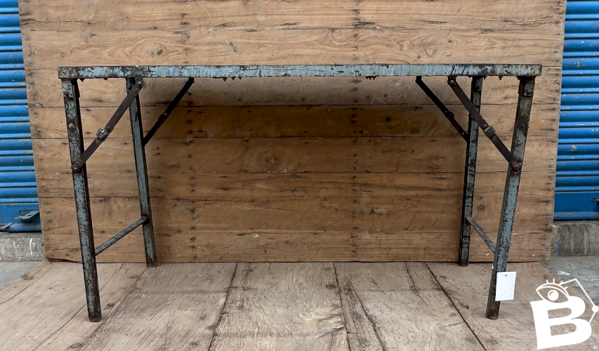 Table datelier pliante structure métal avec plateau en teck massif