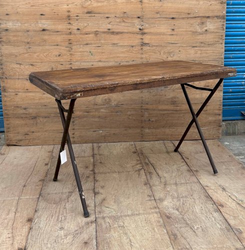 Table datelier pliante structure métal avec plateau en teck massif