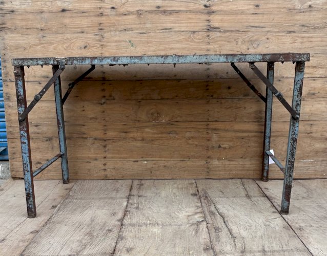 Table datelier pliante structure métal avec plateau en teck massif