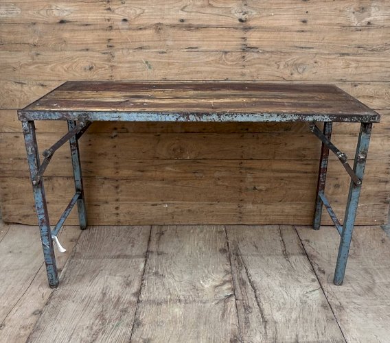 Table datelier pliante structure métal avec plateau en teck massif