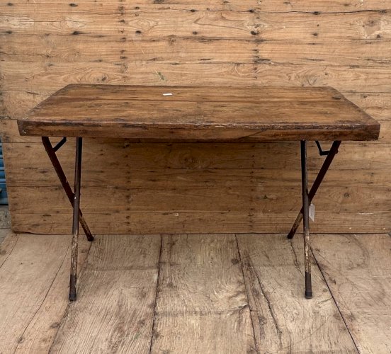 Table datelier pliante structure métal avec plateau en teck massif