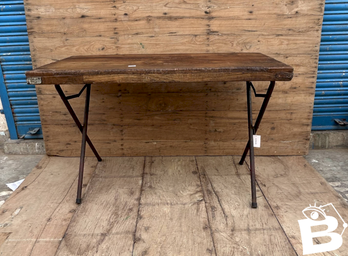 Table datelier pliante structure métal avec plateau en teck massif