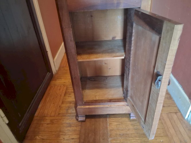 table de chevet ancienne en noyer style louis-philippe 20 ème siècle