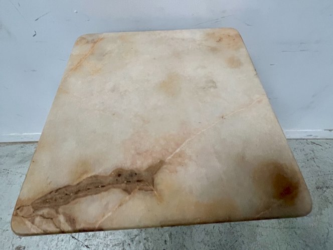 Table de chevet Art Déco en laiton et marbre veiné XX siècle