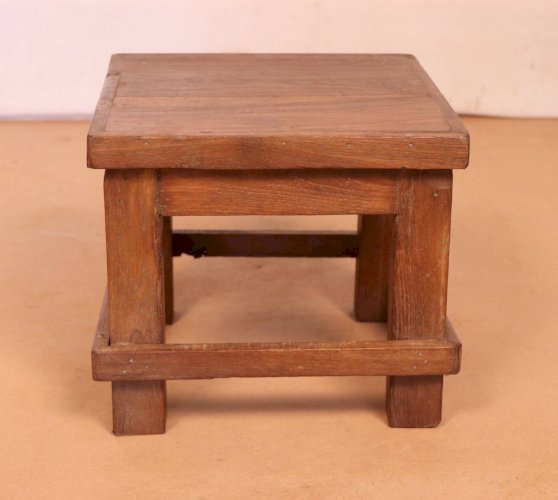Table de chevet d’atelier en teck birman