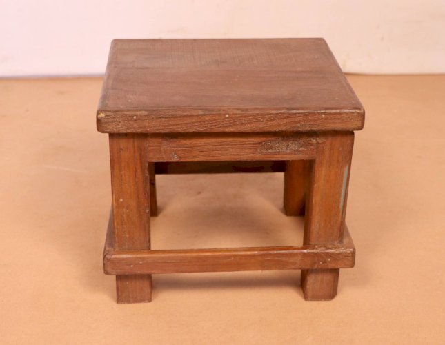 Table de chevet d’atelier en teck birman