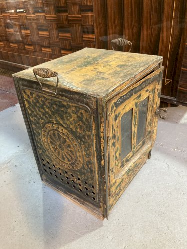 Table de chevet - style industriel - jaune 