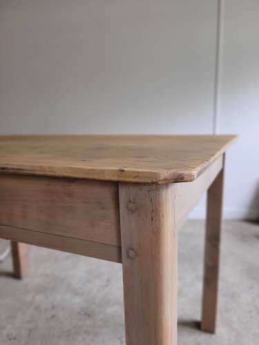 Table de ferme en bois