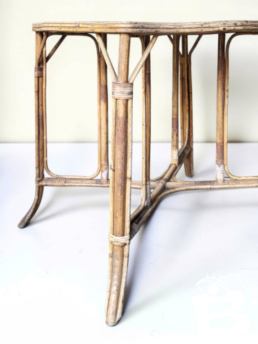 Table en rotin naturel, vers 1960-1970