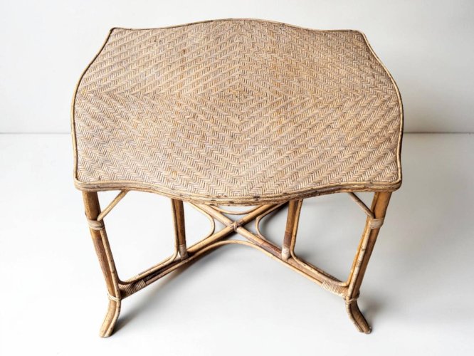 Table en rotin naturel, vers 1960-1970