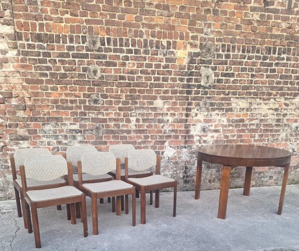 Table et ses 6 chaises vintage en orme, meubles design scandinave