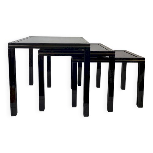 Table gigogne par Pierre Vandel 1970