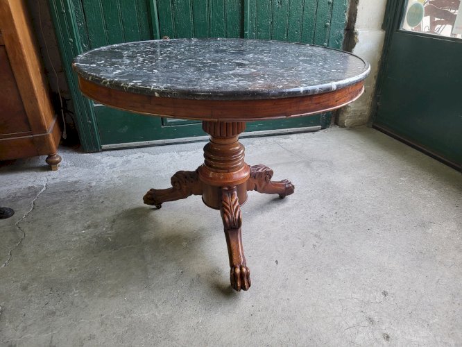 TABLE GUERIDON ROND PLATEAU MARBRE TRIPODE EN ACAJOU DU XIX ème SIECLE