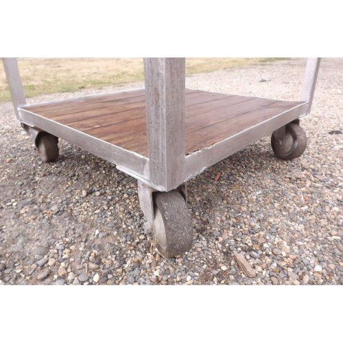 Table industrielle fer et bois