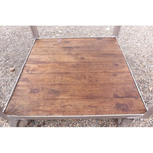 Table industrielle fer et bois