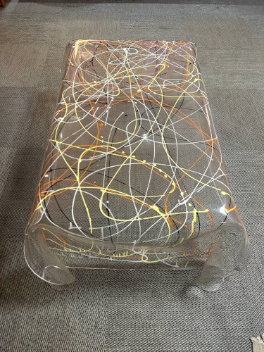 Table mouchoir en plexi graffiti années 80