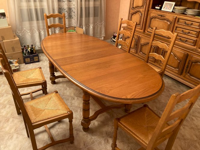 Table ovale extensible (2 rallonges) en bois massif