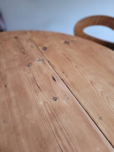 Table ronde  à volets en bois maasif