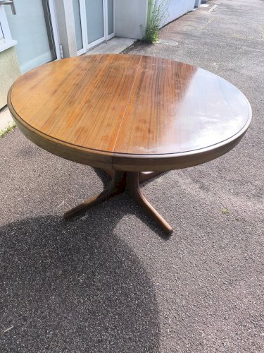 Table ronde extensible en bois