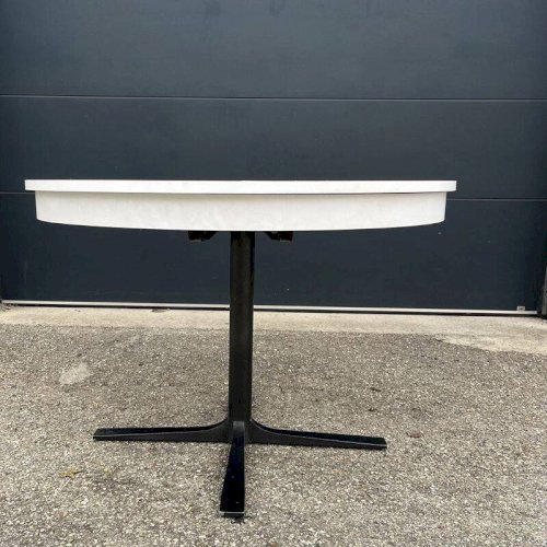 Table ronde formica