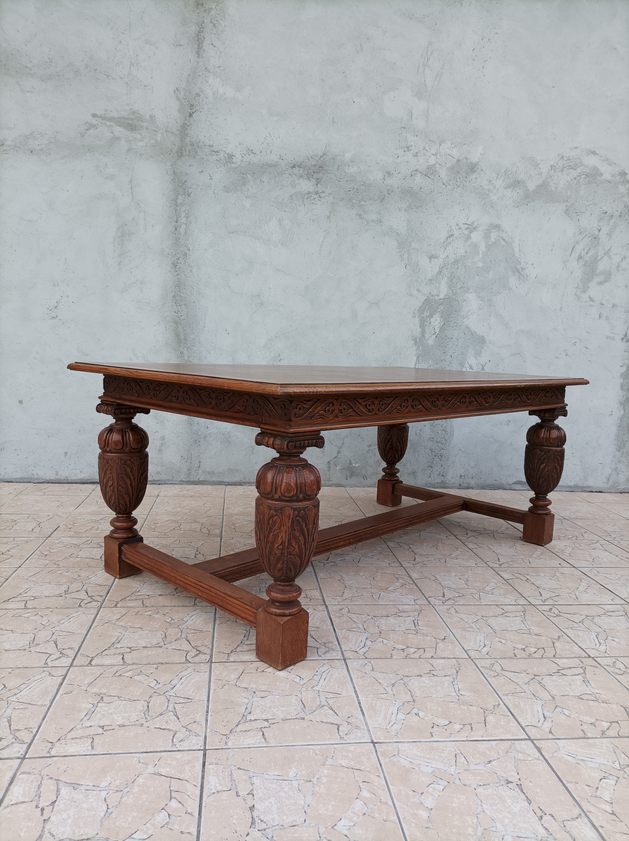 Table Néo-Renaissance - Maison