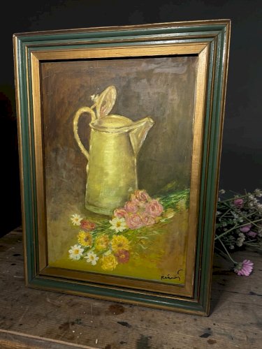 Tableau ancien nature morte aux fleurs – Huile sur panneau signée – Cruche et bouquet – Cadre en bois – Peinture originale vintage
