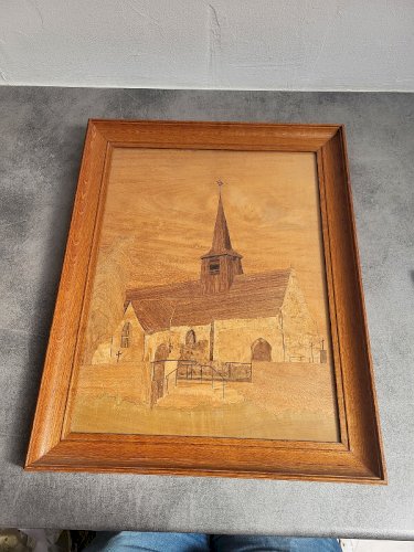 TABLEAU CADRE EN MARQUETERIE SIGNE Y.LAUFLE 1953 REPRESENTANT UNE EGLISE