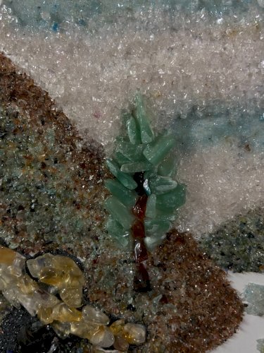 Tableau chercheurs d'or constitué de pierres semi-précieuses Citrine cornaline..