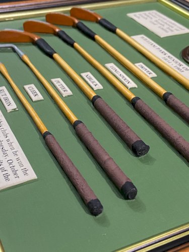 Tableau commémoratif clubs de golf utilisés par William Park Senior Open 1860