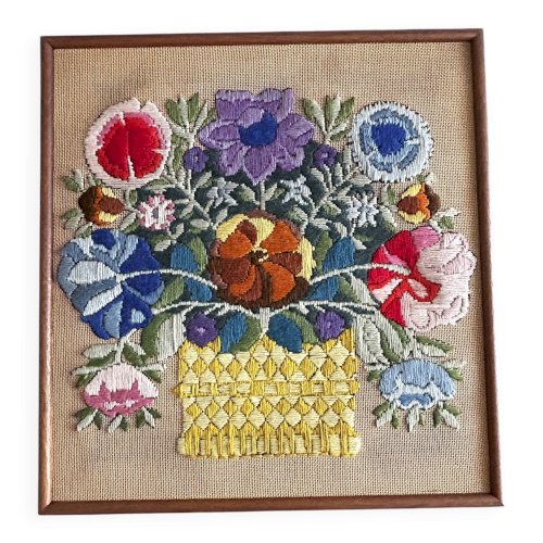 tableau fleurs brodées 1970