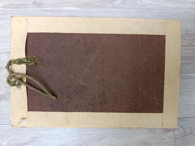 Tableau icone religieux cadre bois avec fond en tissu en bon etat
