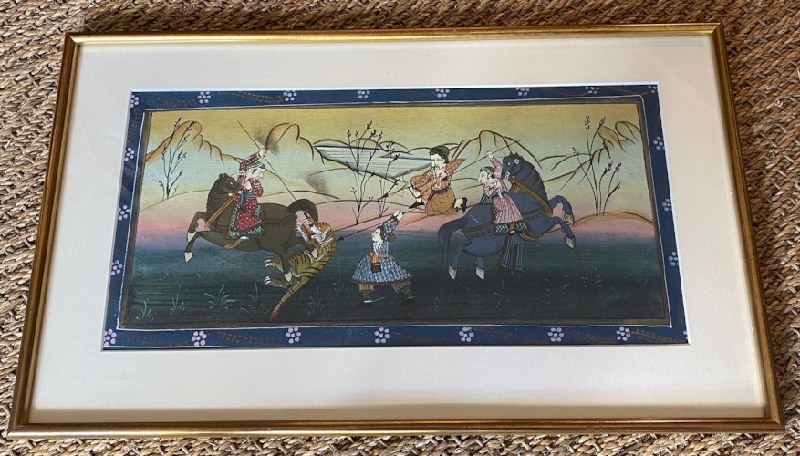 Tableaux Persans anciens, début XXème, 2 Gouaches sur tissu. Encadrés sous verre. Le lot.
